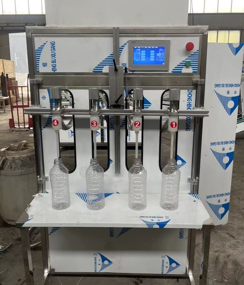 Automatic fruit juice filling machine