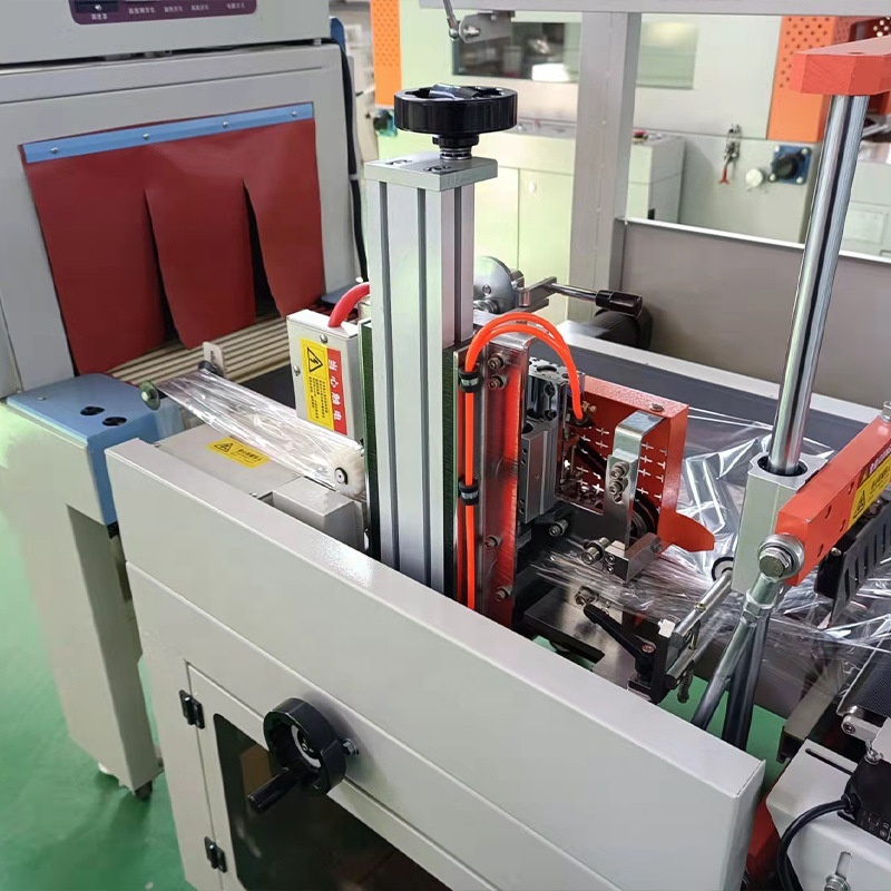 Shrink tunnel temperature control system for beverage packaging