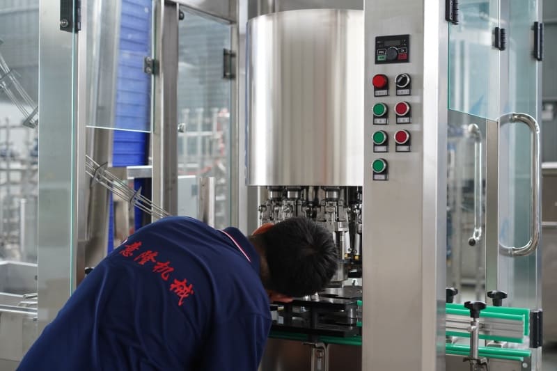 Zhongyilong beverage machinery manufacturing facility