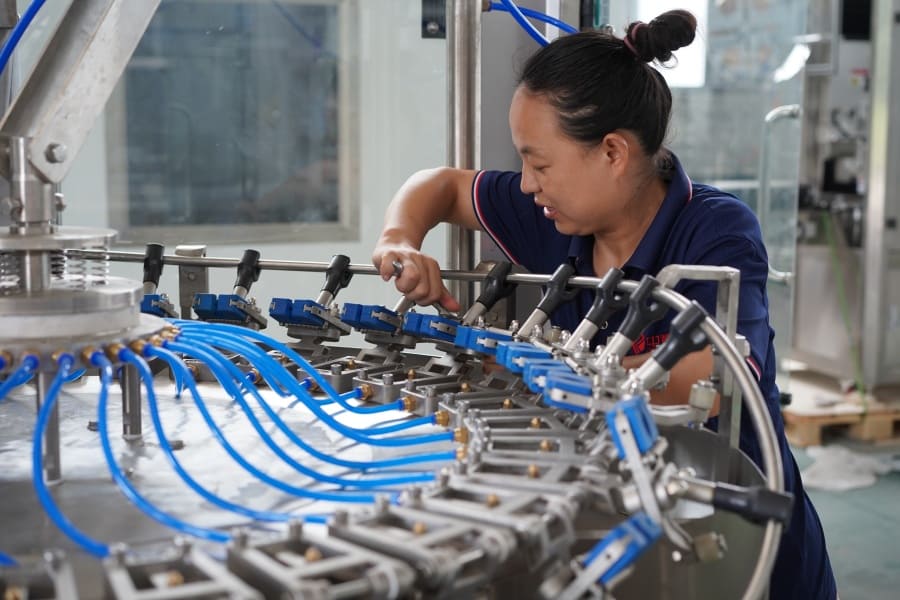Zhongyilong beverage machinery factory