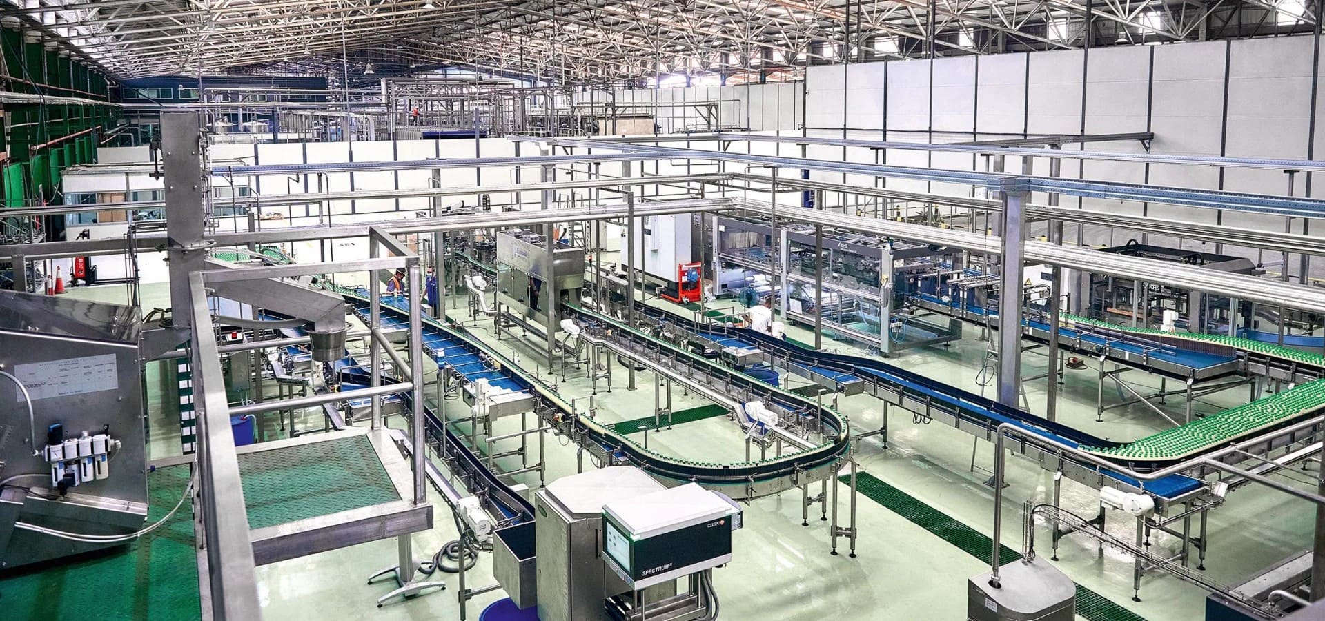 Complete Mineral Water Production Line Solutions 4 Complete bottled water production factory line