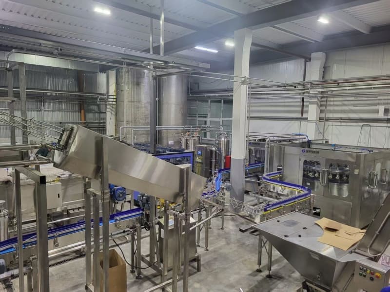 Home 12 Complete beverage factory project